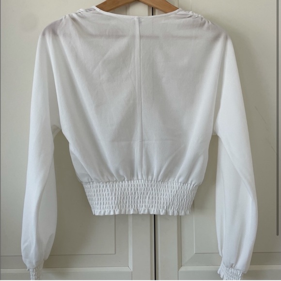 Aritzia Reign Blouse - Picture 2 of 3